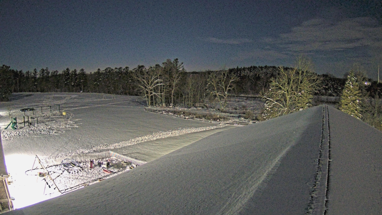 Thumbnail for current weather camera view from St Johns Lutheran School in Newburg, Wisconsin