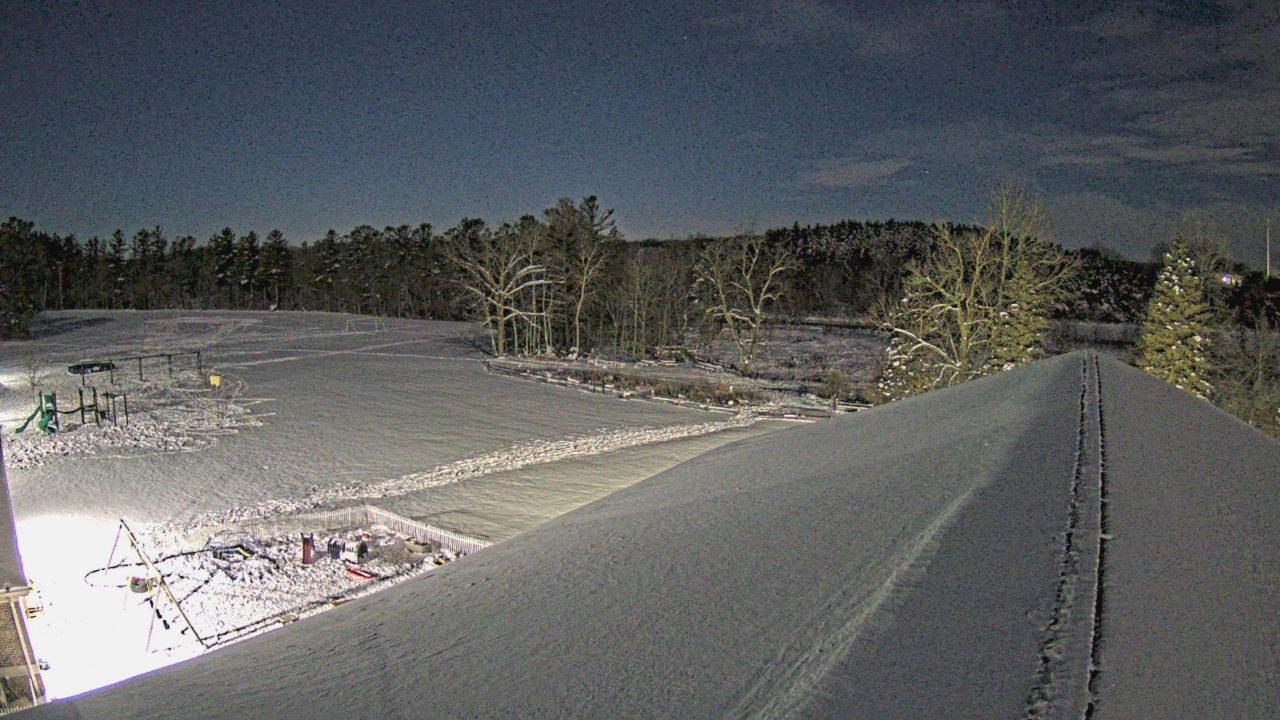 Thumbnail for current weather camera view from St Johns Lutheran School in Newburg, Wisconsin