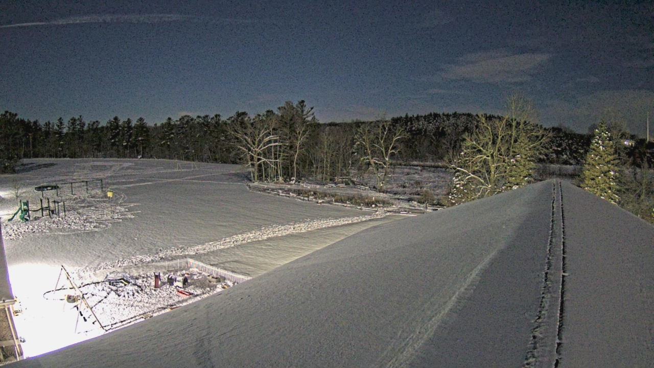 Thumbnail for current weather camera view from St Johns Lutheran School in Newburg, Wisconsin