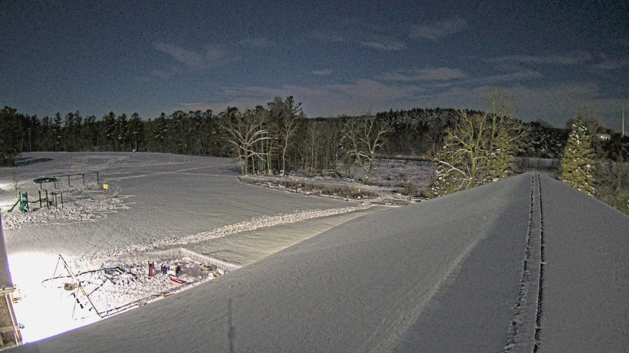 Thumbnail for current weather camera view from St Johns Lutheran School in Newburg, Wisconsin
