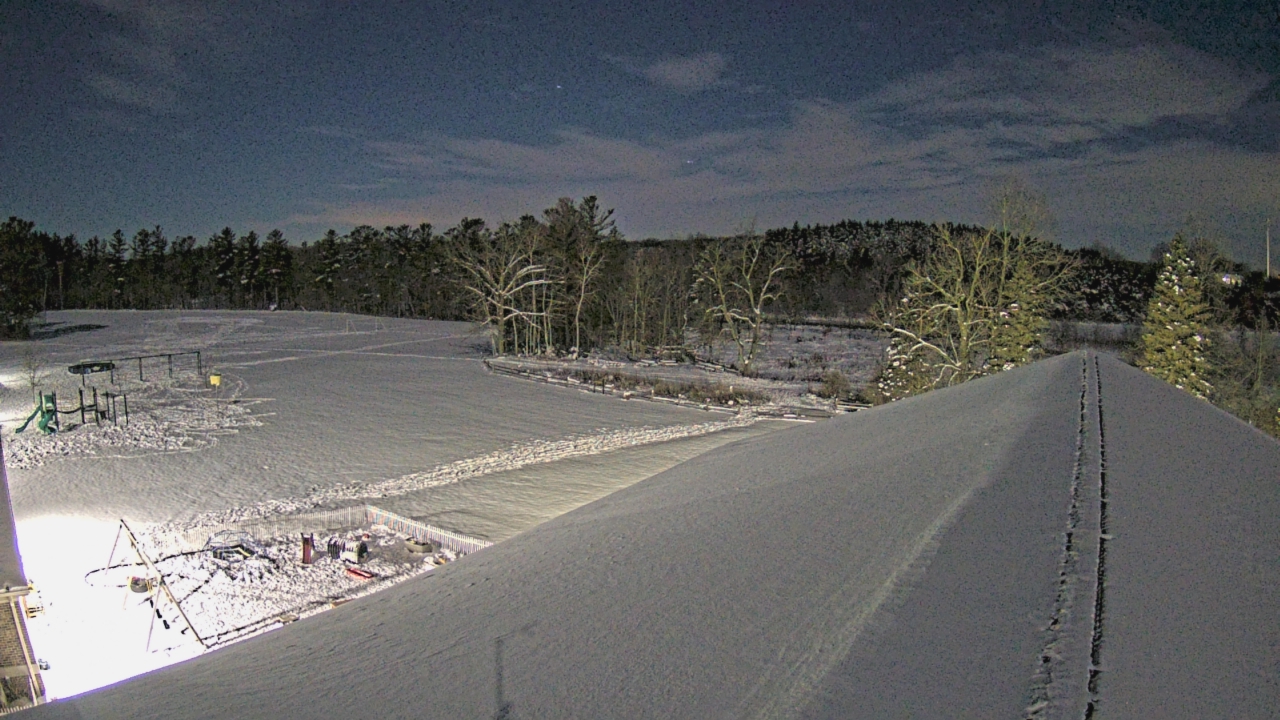 Thumbnail for current weather camera view from St Johns Lutheran School in Newburg, Wisconsin