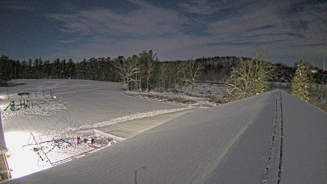 Thumbnail for current weather camera view from St Johns Lutheran School in Newburg, Wisconsin