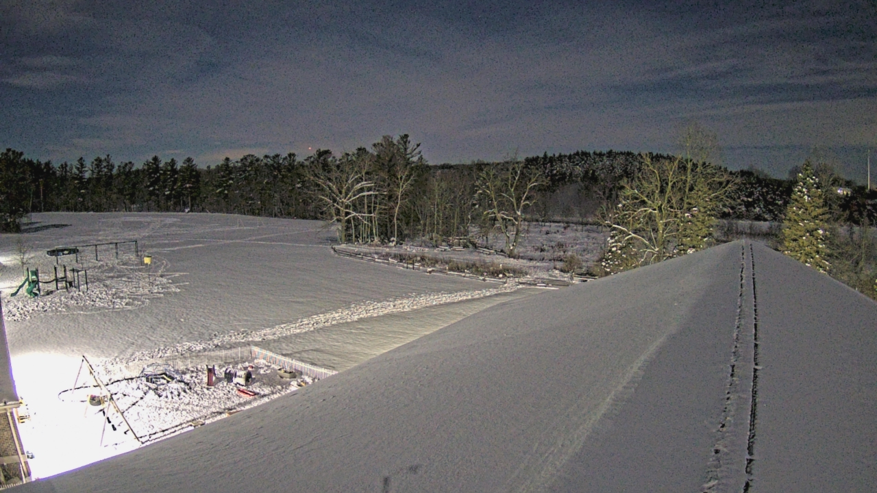 Thumbnail for current weather camera view from St Johns Lutheran School in Newburg, Wisconsin