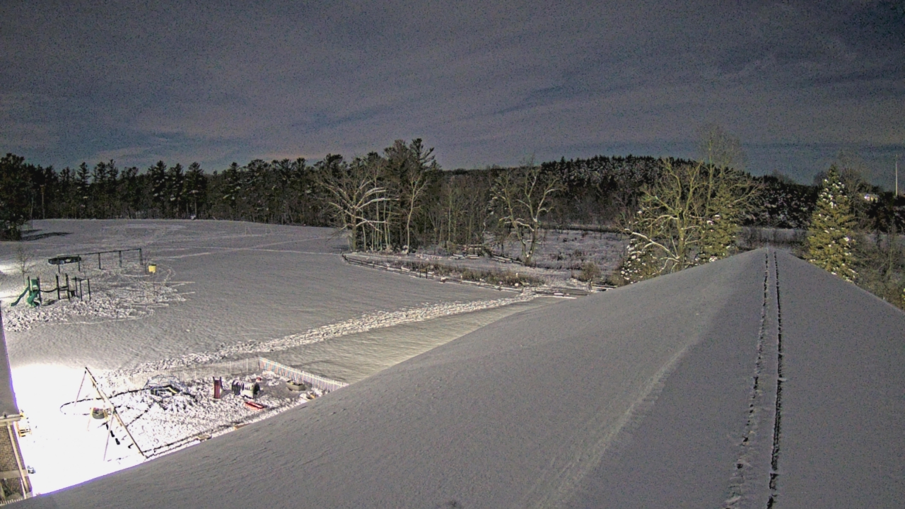 Thumbnail for current weather camera view from St Johns Lutheran School in Newburg, Wisconsin