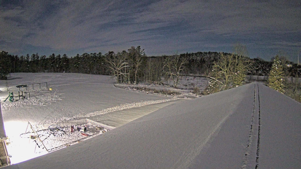 Thumbnail for current weather camera view from St Johns Lutheran School in Newburg, Wisconsin