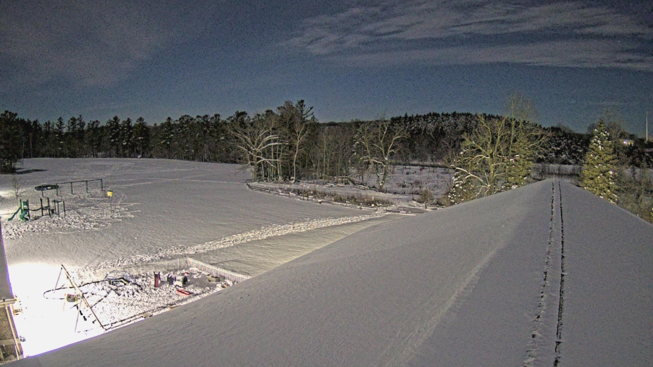 Thumbnail for current weather camera view from St Johns Lutheran School in Newburg, Wisconsin