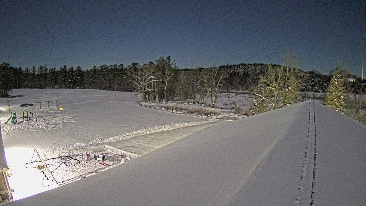 Thumbnail for current weather camera view from St Johns Lutheran School in Newburg, Wisconsin