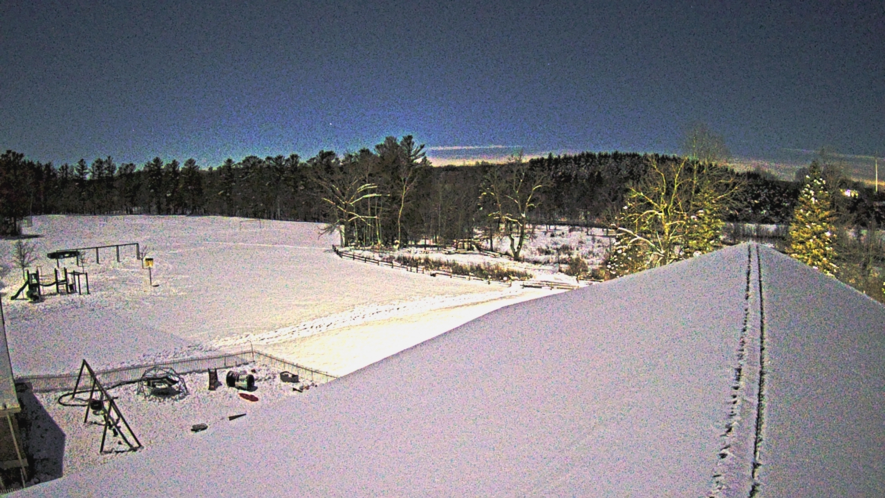 Thumbnail for current weather camera view from St Johns Lutheran School in Newburg, Wisconsin