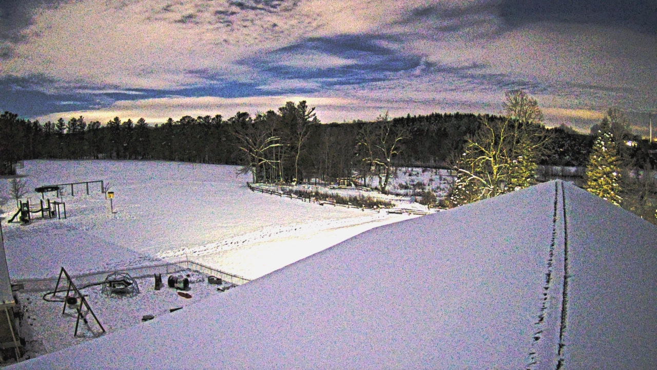 Thumbnail for current weather camera view from St Johns Lutheran School in Newburg, Wisconsin