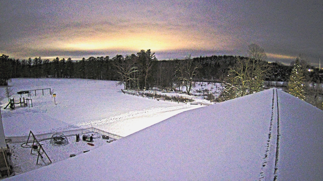 Thumbnail for current weather camera view from St Johns Lutheran School in Newburg, Wisconsin