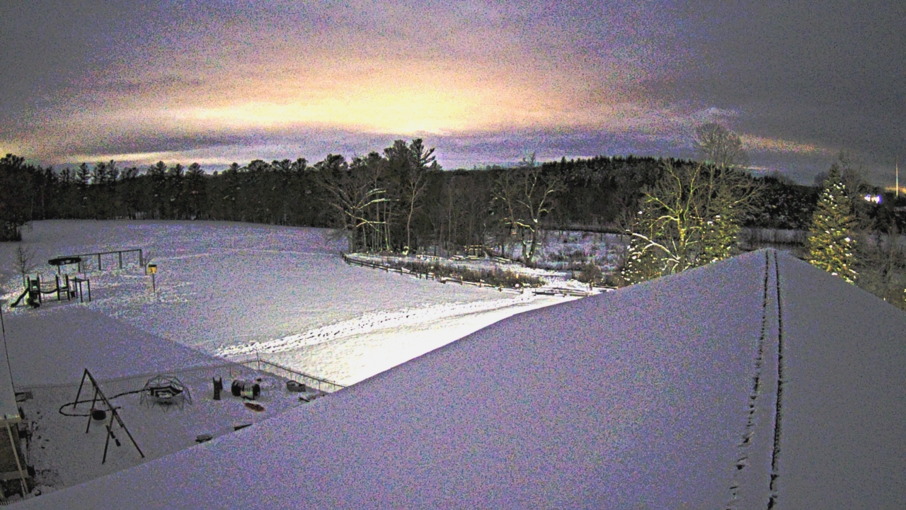 Thumbnail for current weather camera view from St Johns Lutheran School in Newburg, Wisconsin