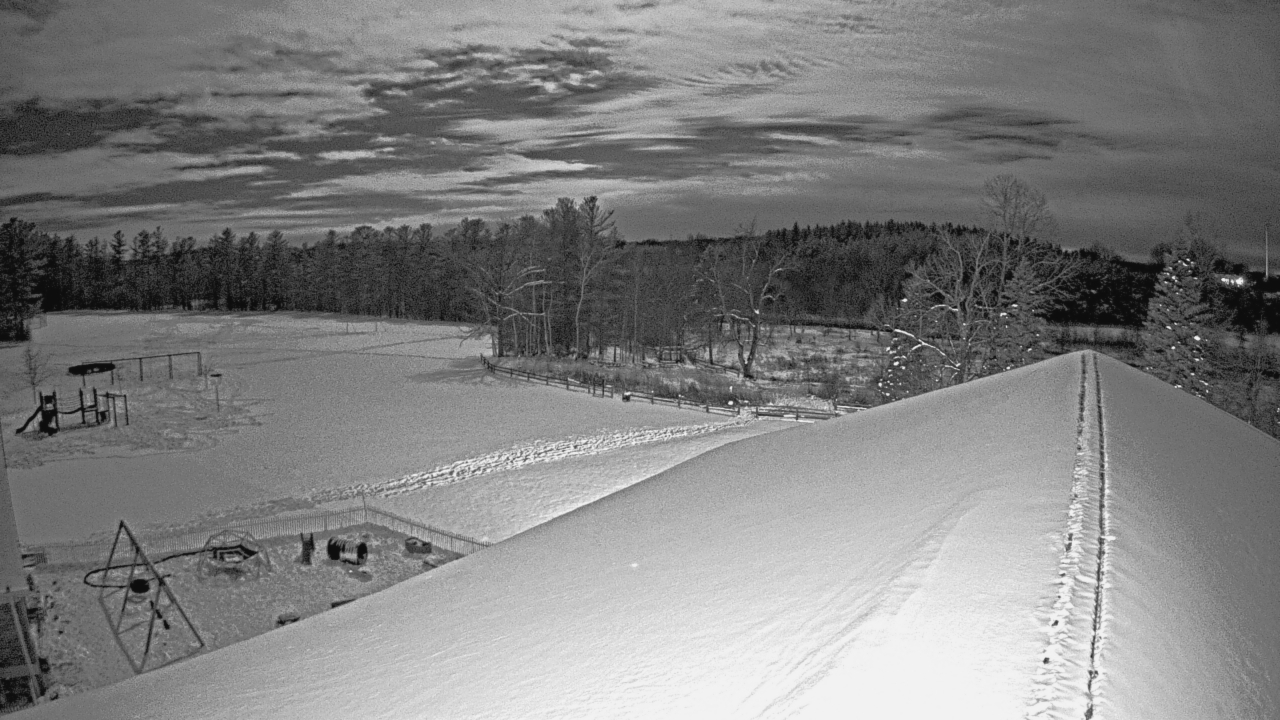 Thumbnail for current weather camera view from St Johns Lutheran School in Newburg, Wisconsin