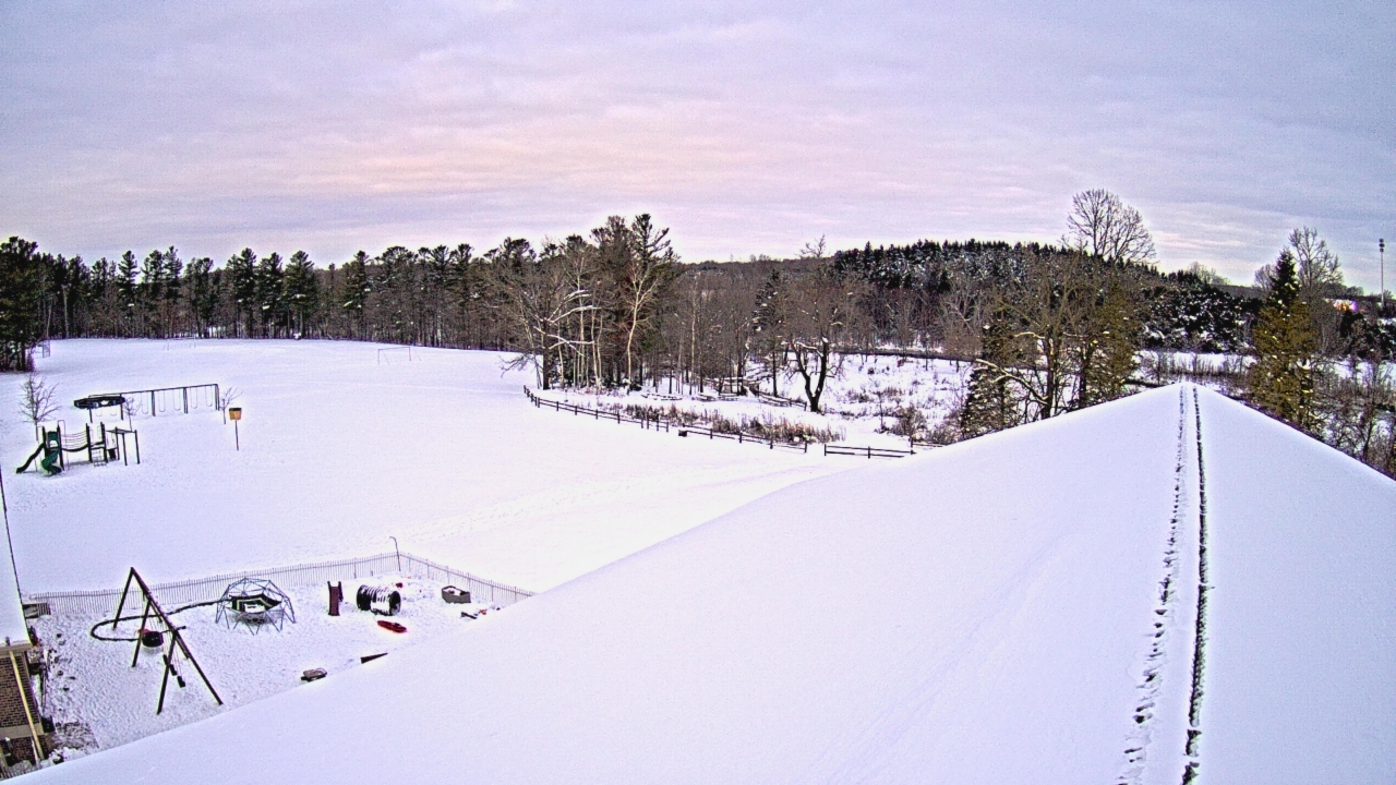 Thumbnail for current weather camera view from St Johns Lutheran School in Newburg, Wisconsin