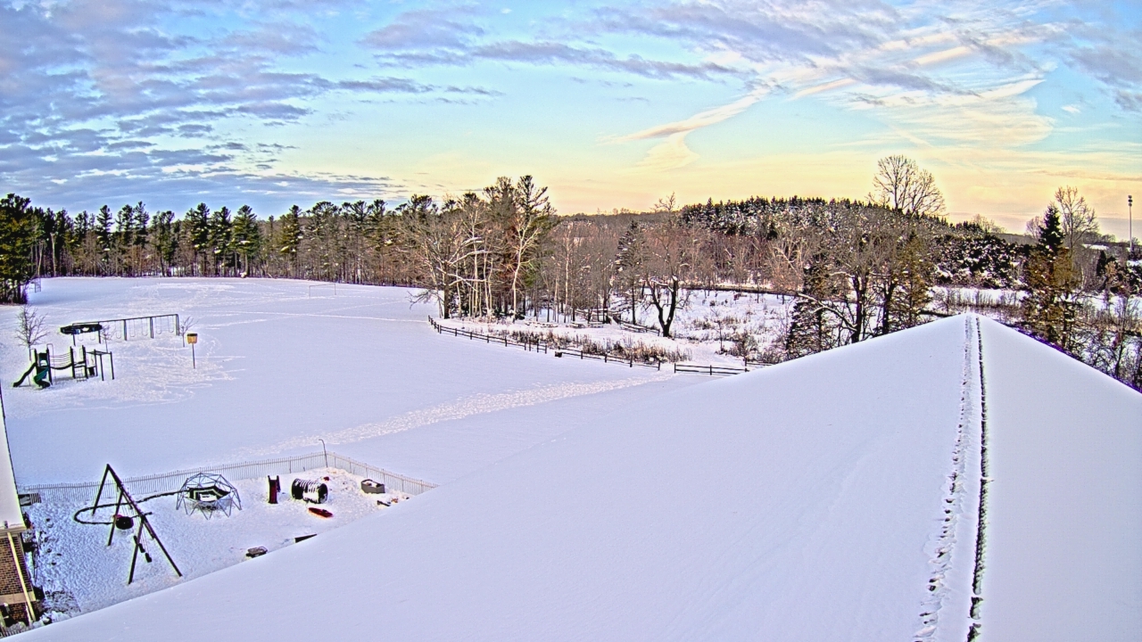 Thumbnail for current weather camera view from St Johns Lutheran School in Newburg, Wisconsin