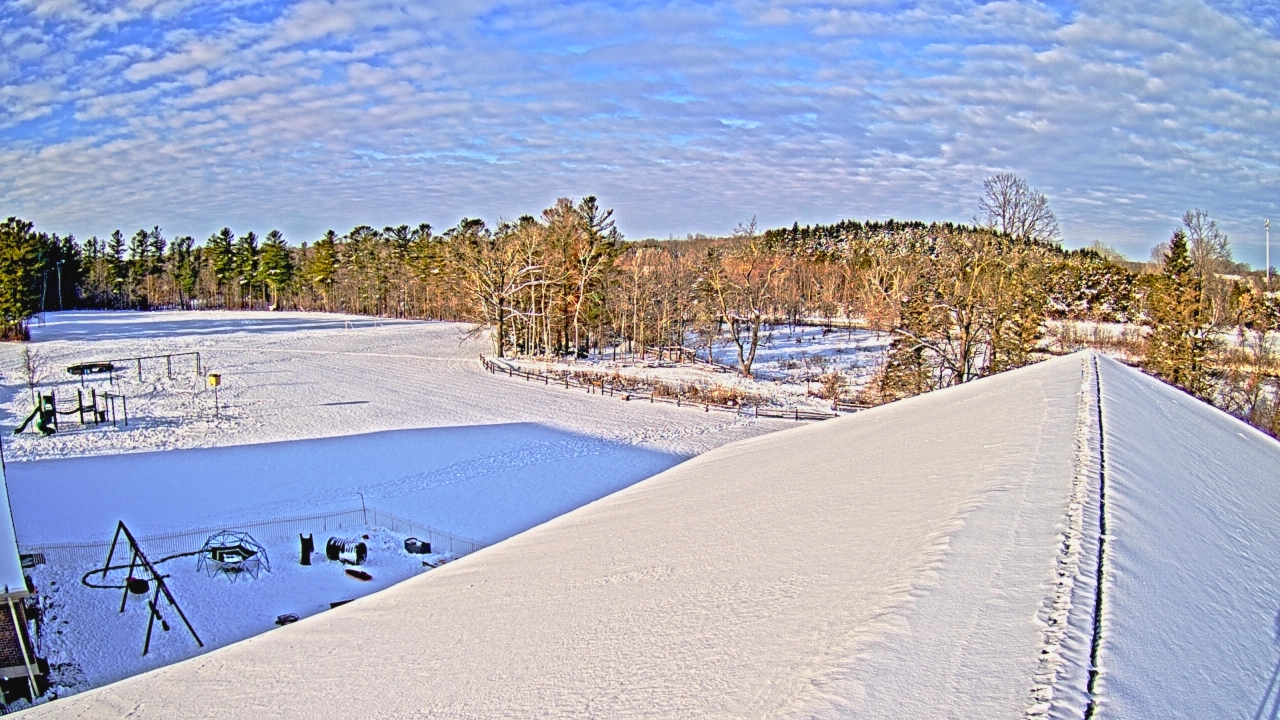 Thumbnail for current weather camera view from St Johns Lutheran School in Newburg, Wisconsin