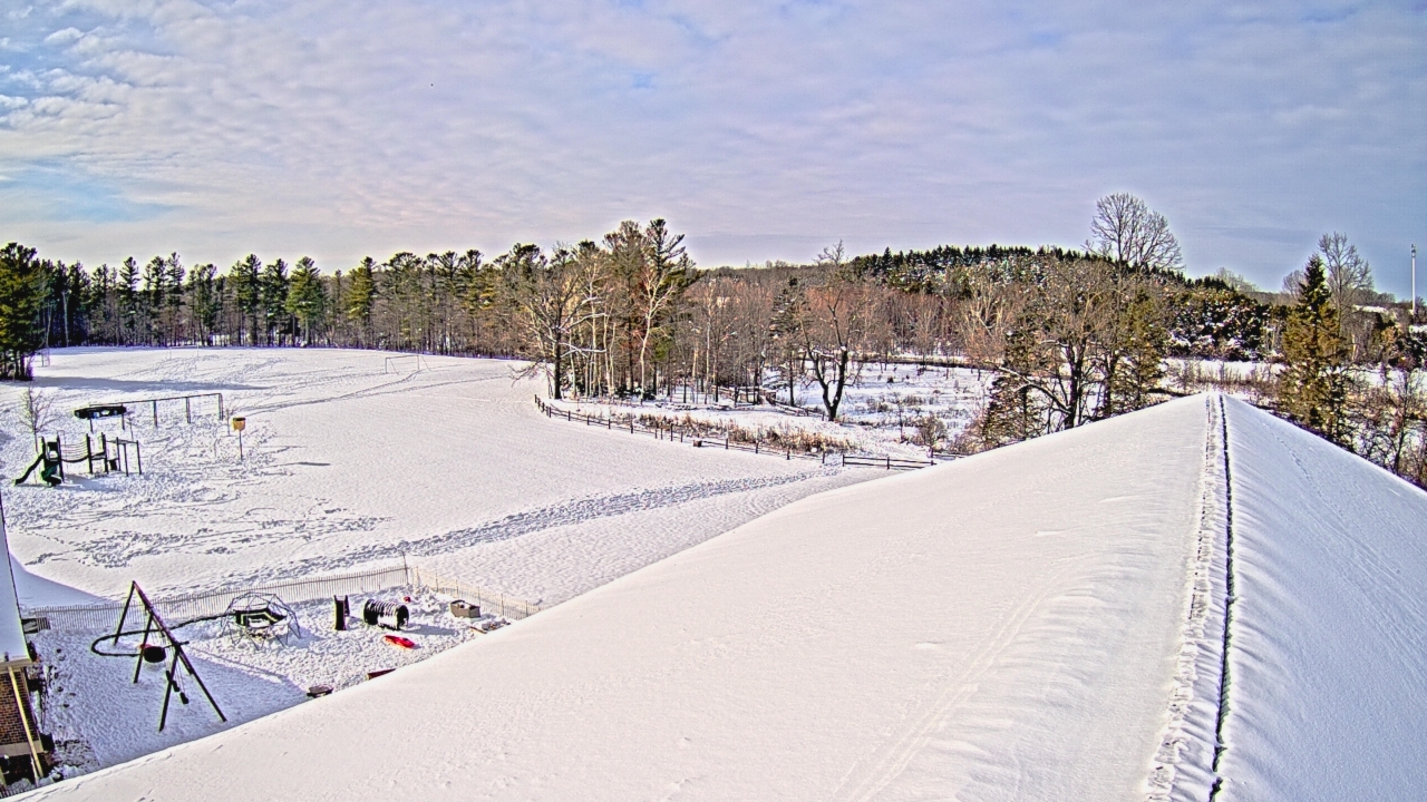 Thumbnail for current weather camera view from St Johns Lutheran School in Newburg, Wisconsin