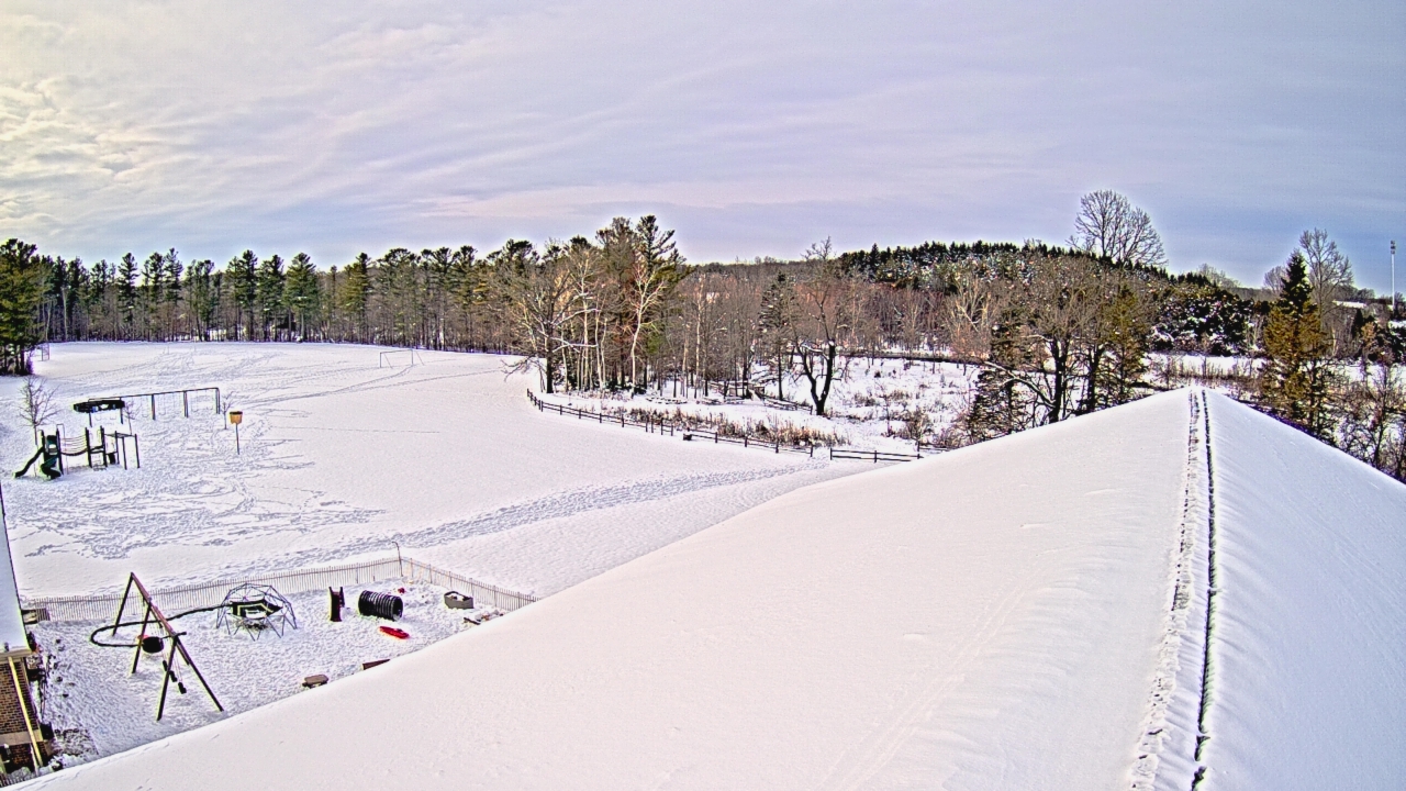 Thumbnail for current weather camera view from St Johns Lutheran School in Newburg, Wisconsin