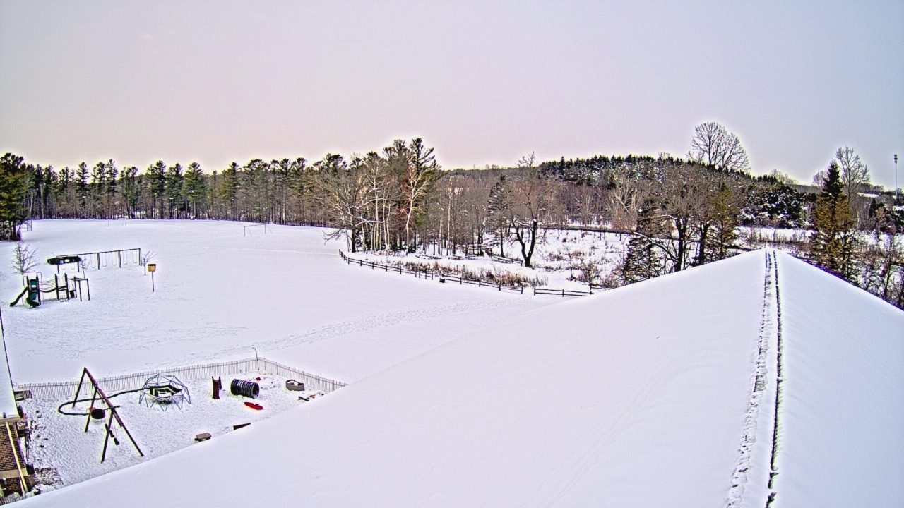 Thumbnail for current weather camera view from St Johns Lutheran School in Newburg, Wisconsin