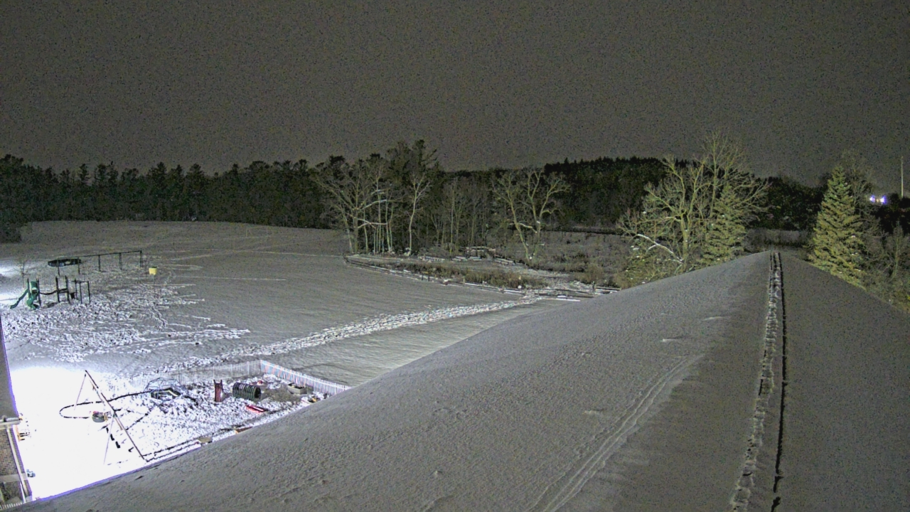 Thumbnail for current weather camera view from St Johns Lutheran School in Newburg, Wisconsin