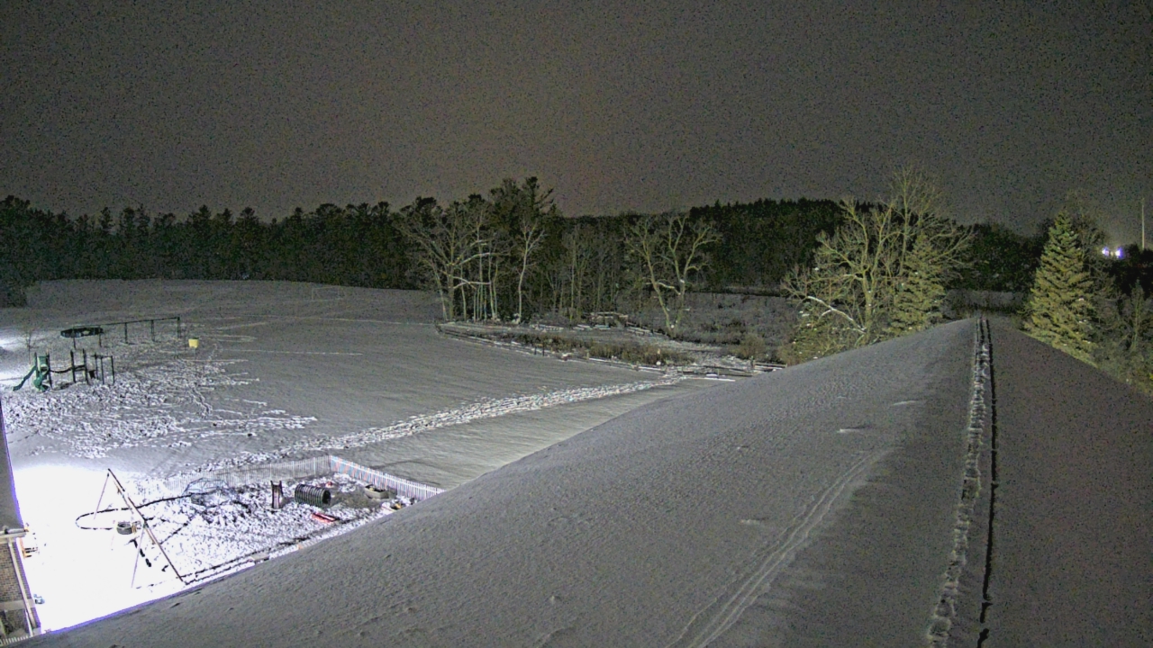 Thumbnail for current weather camera view from St Johns Lutheran School in Newburg, Wisconsin