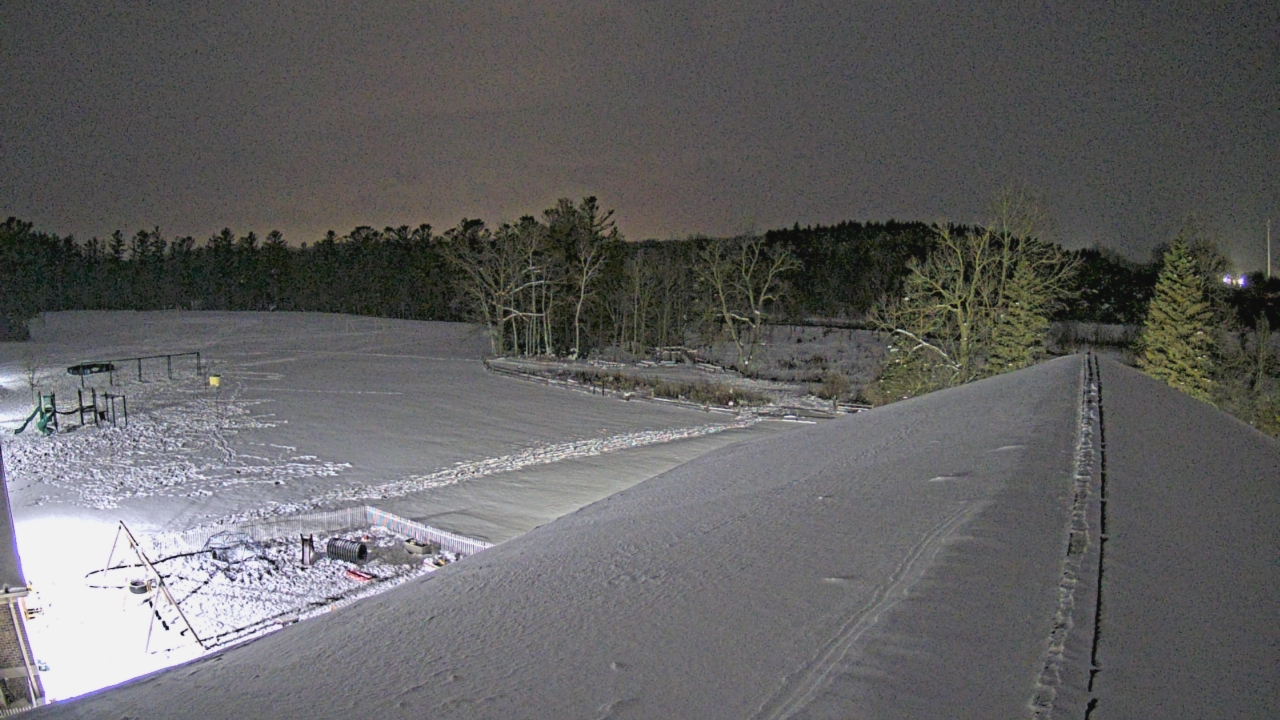 Thumbnail for current weather camera view from St Johns Lutheran School in Newburg, Wisconsin