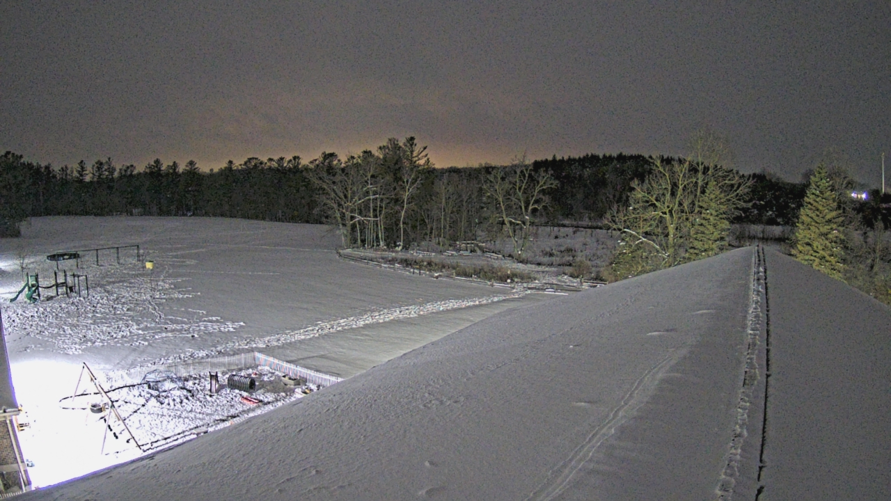 Thumbnail for current weather camera view from St Johns Lutheran School in Newburg, Wisconsin