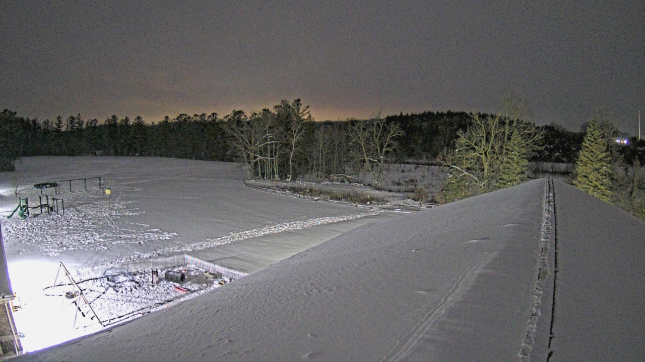 Thumbnail for current weather camera view from St Johns Lutheran School in Newburg, Wisconsin