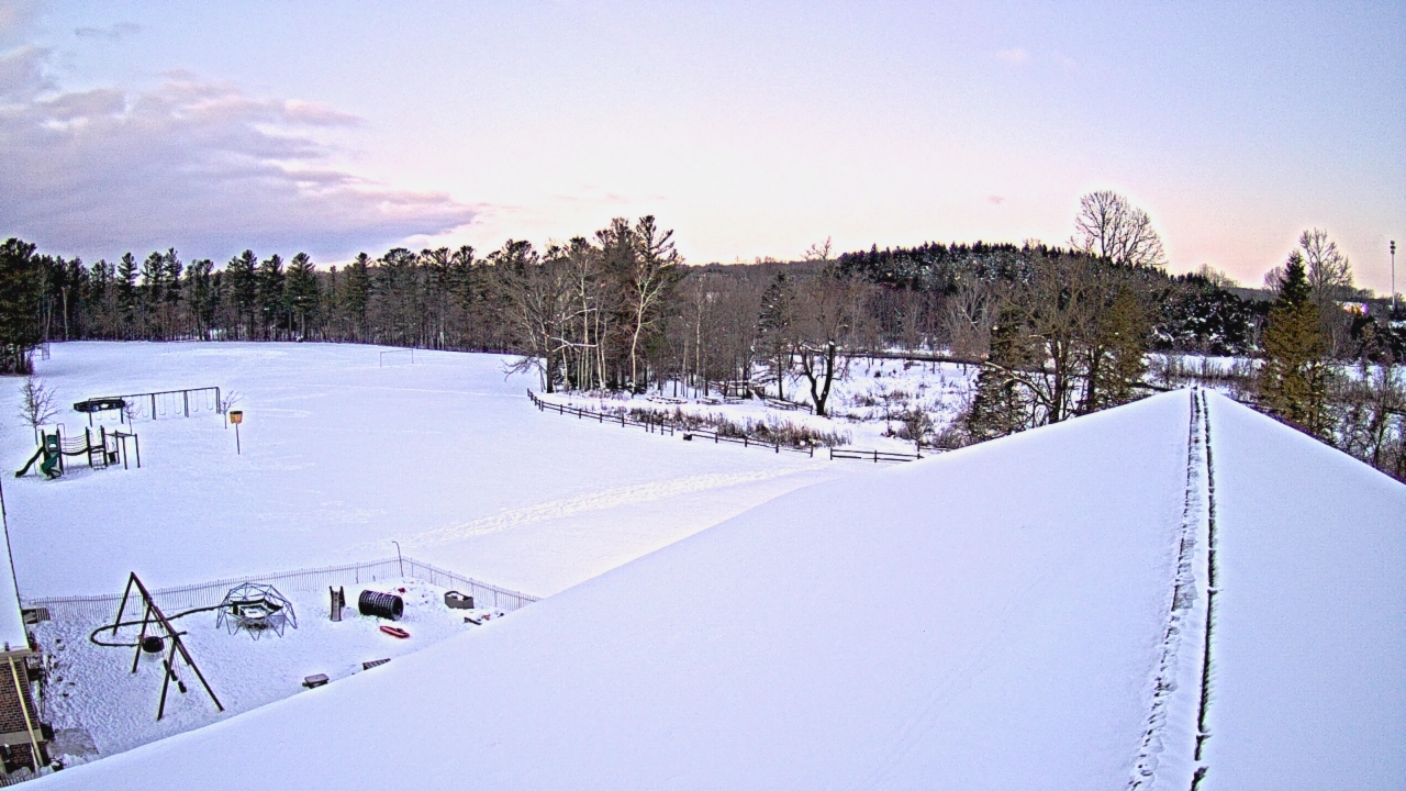 Thumbnail for current weather camera view from St Johns Lutheran School in Newburg, Wisconsin