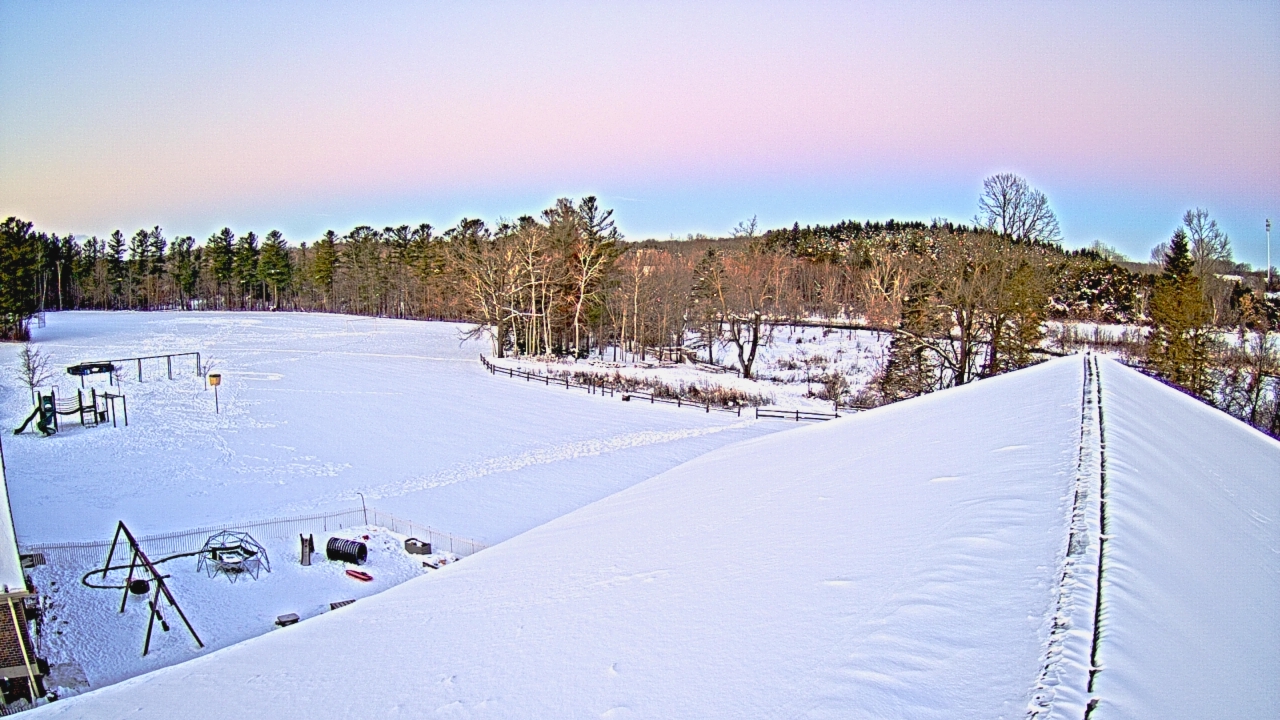 Thumbnail for current weather camera view from St Johns Lutheran School in Newburg, Wisconsin