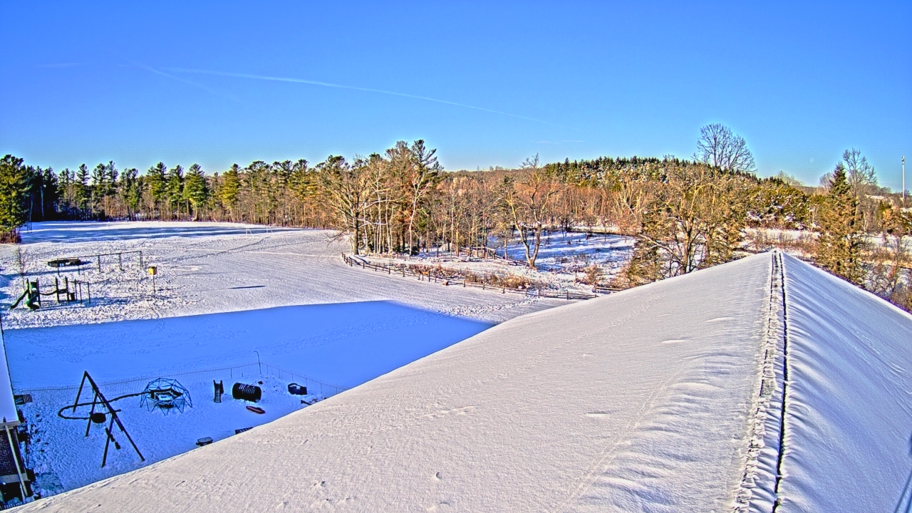 Thumbnail for current weather camera view from St Johns Lutheran School in Newburg, Wisconsin
