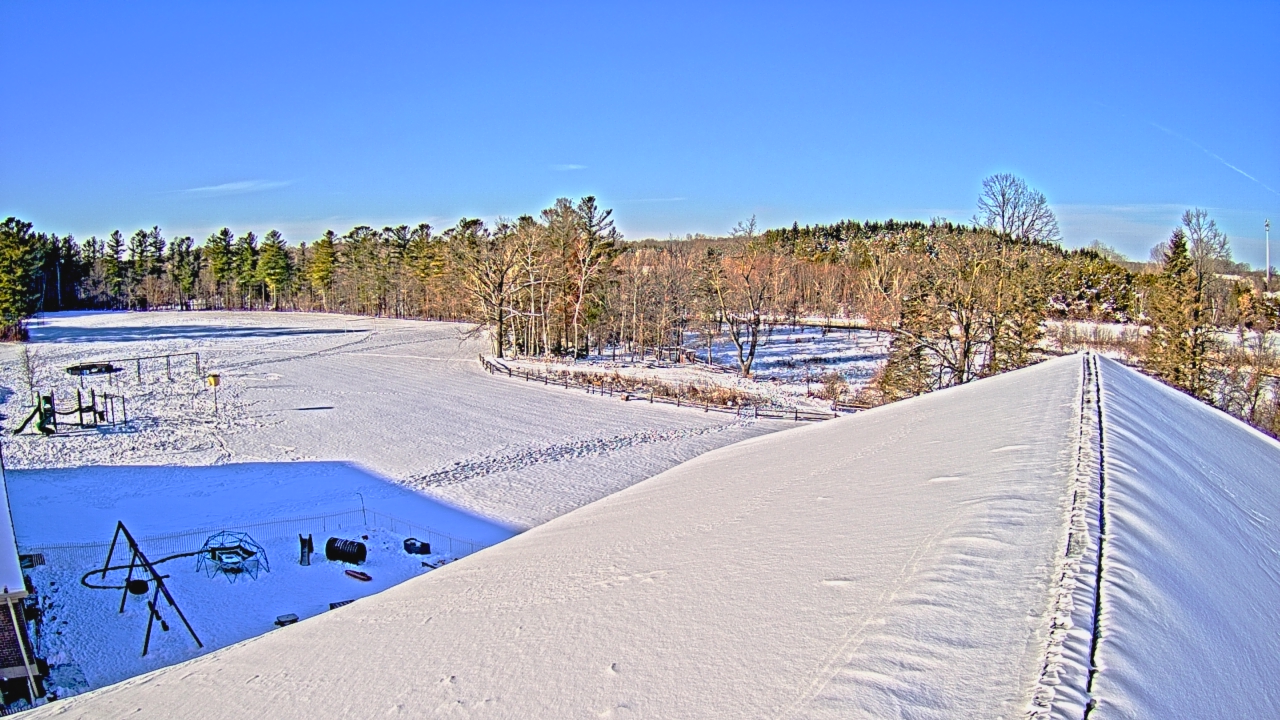 Thumbnail for current weather camera view from St Johns Lutheran School in Newburg, Wisconsin