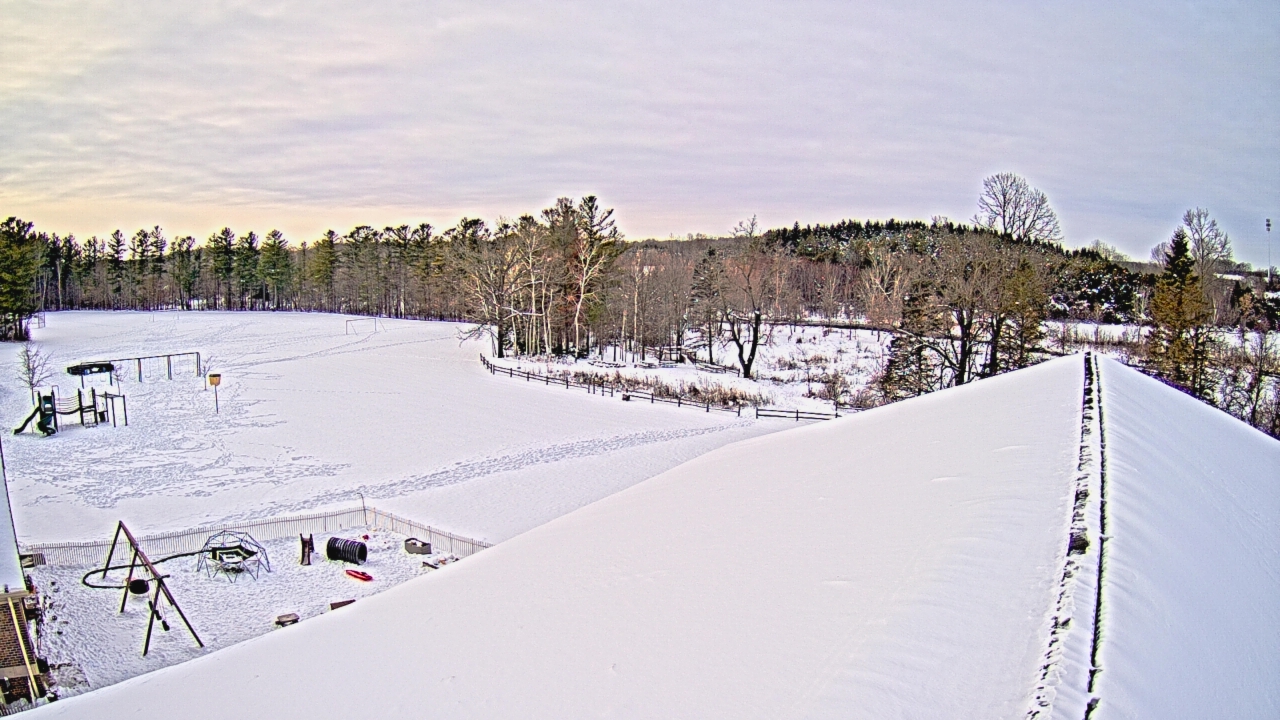 Thumbnail for current weather camera view from St Johns Lutheran School in Newburg, Wisconsin