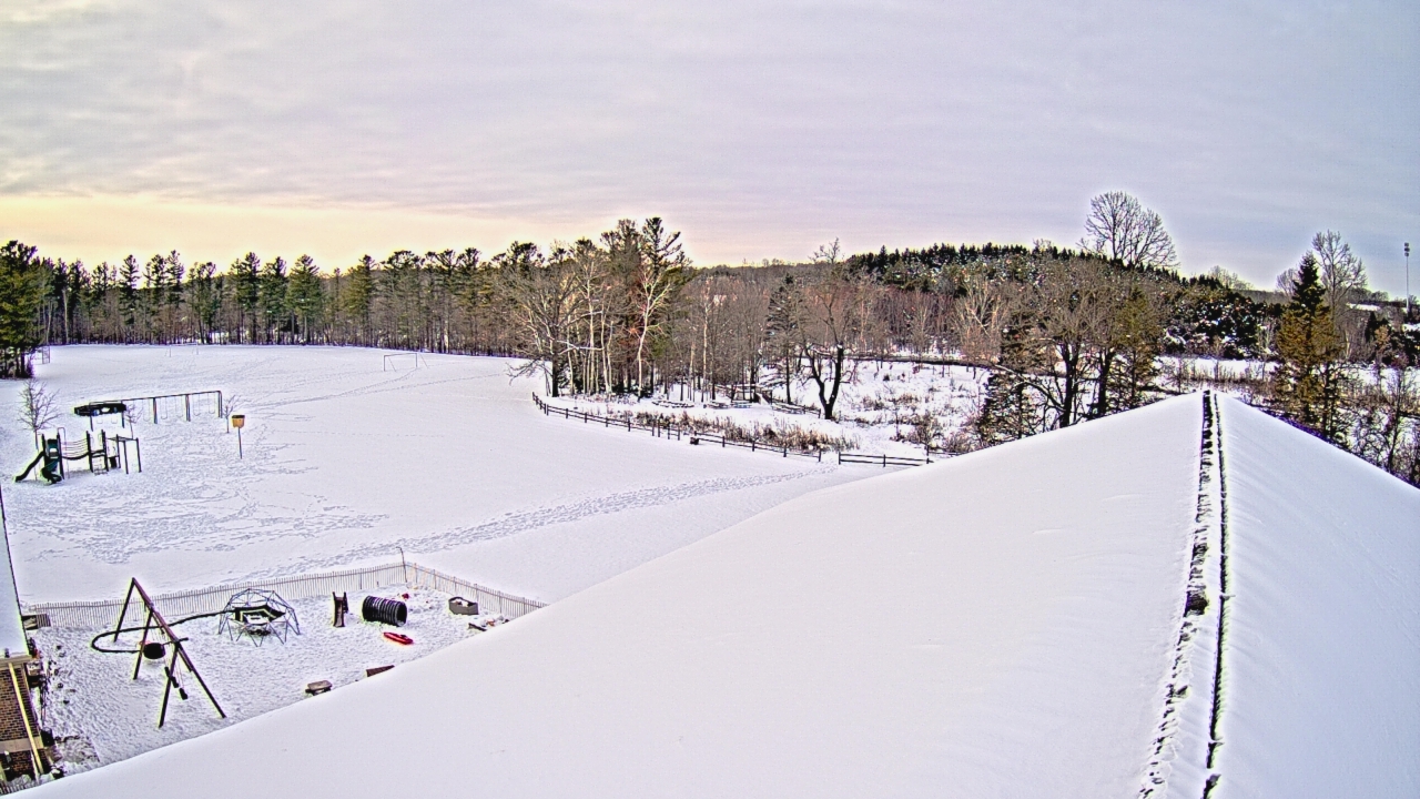 Thumbnail for current weather camera view from St Johns Lutheran School in Newburg, Wisconsin
