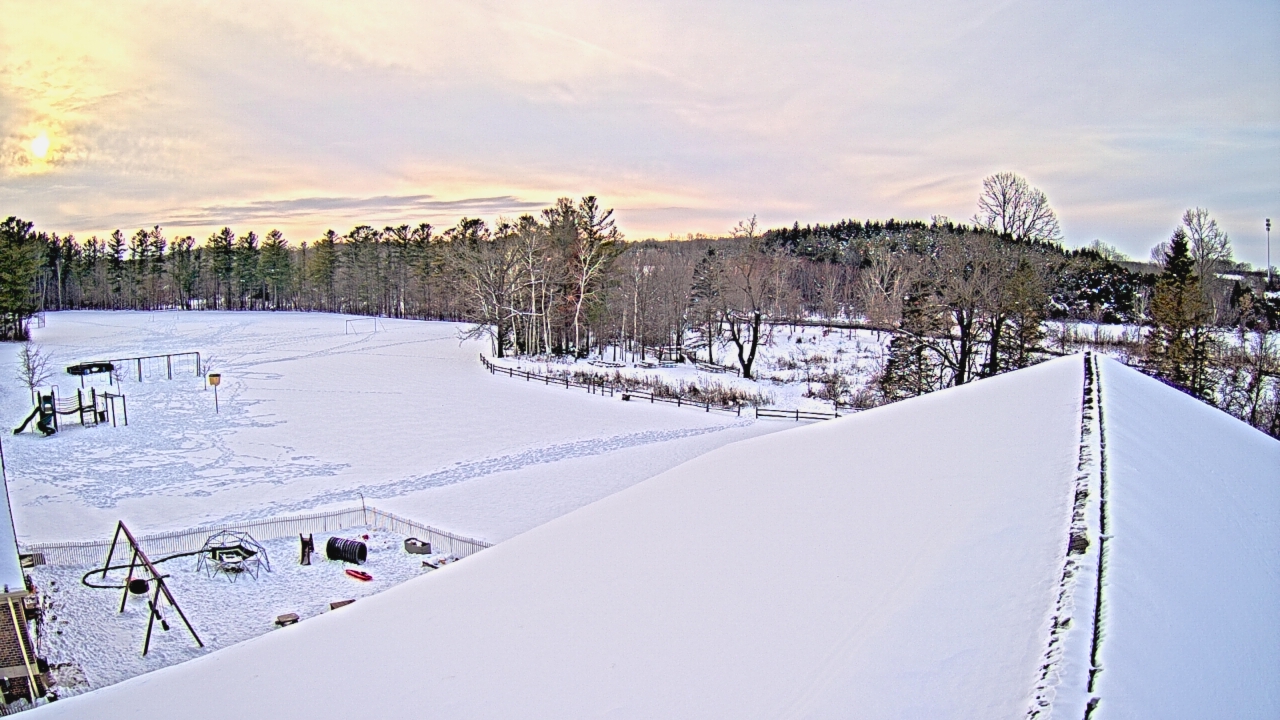 Thumbnail for current weather camera view from St Johns Lutheran School in Newburg, Wisconsin