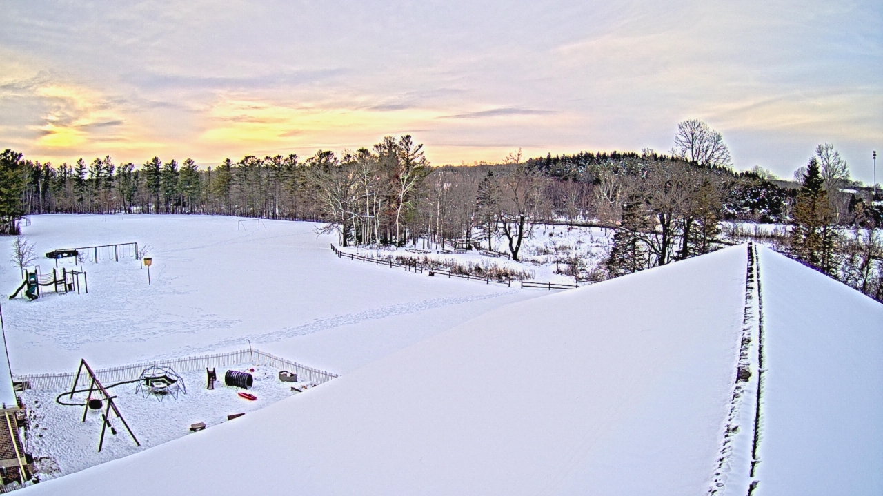 Thumbnail for current weather camera view from St Johns Lutheran School in Newburg, Wisconsin