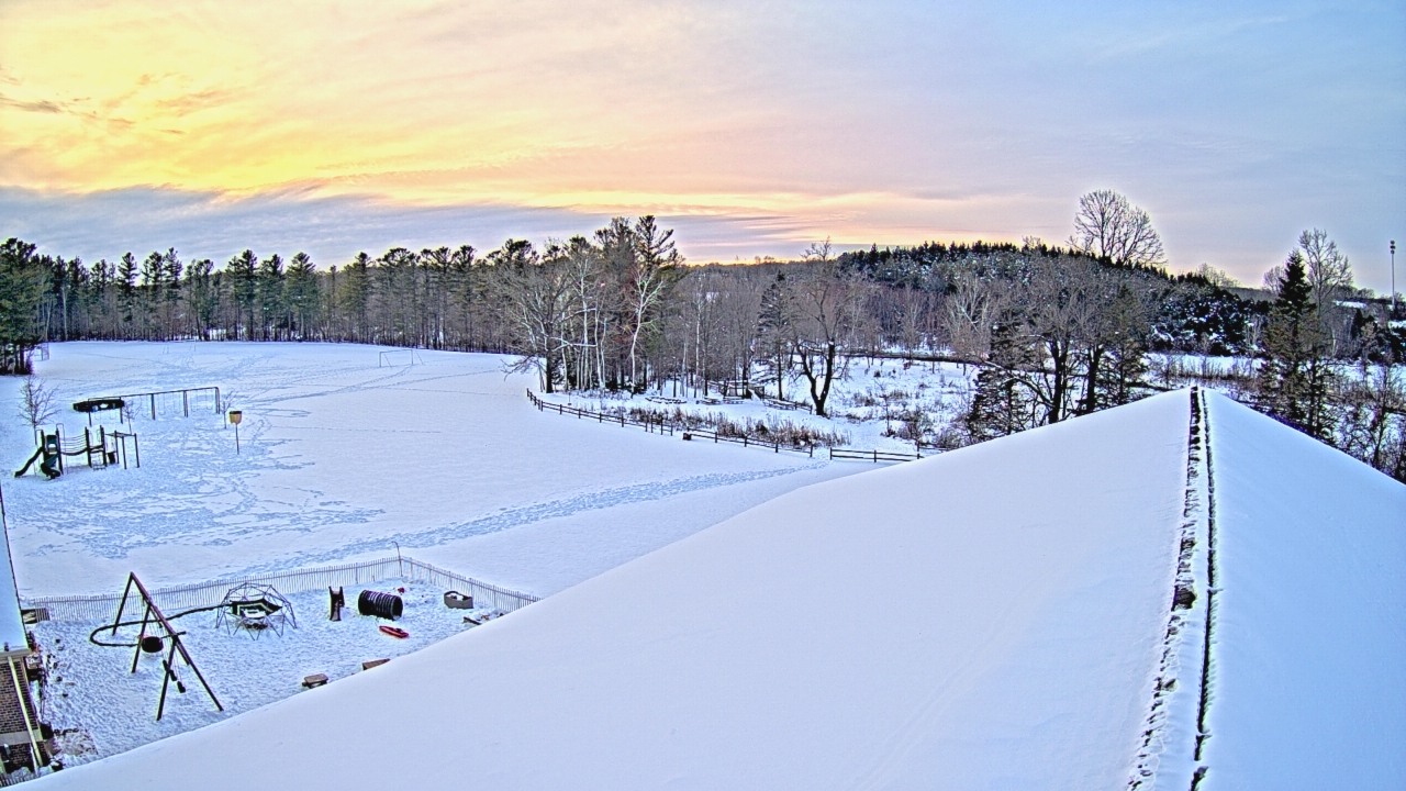 Thumbnail for current weather camera view from St Johns Lutheran School in Newburg, Wisconsin