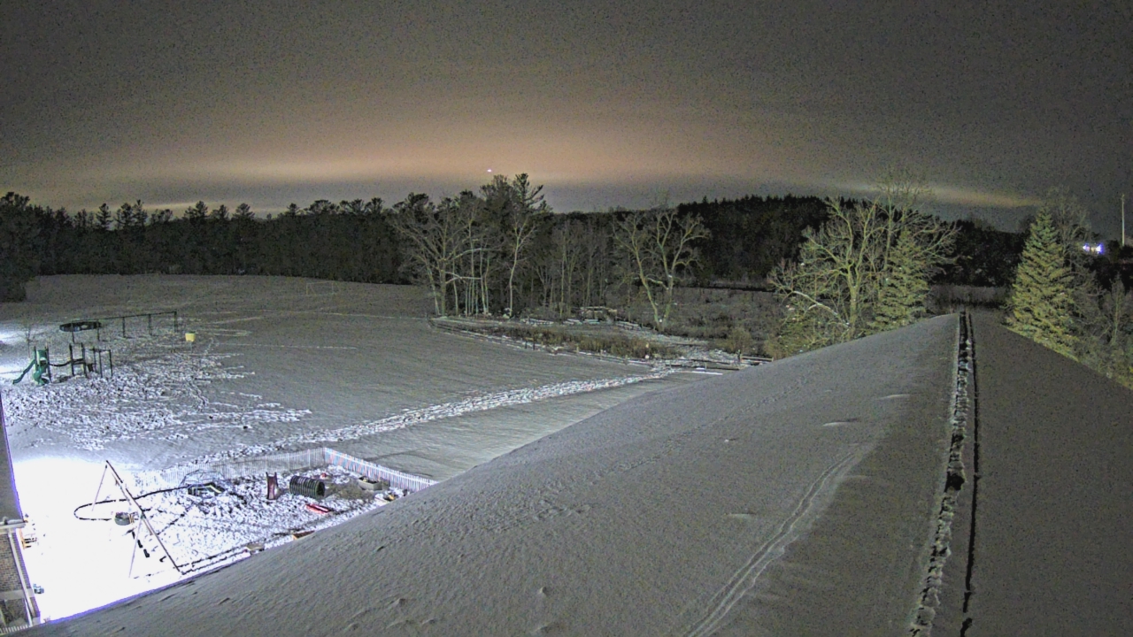 Thumbnail for current weather camera view from St Johns Lutheran School in Newburg, Wisconsin