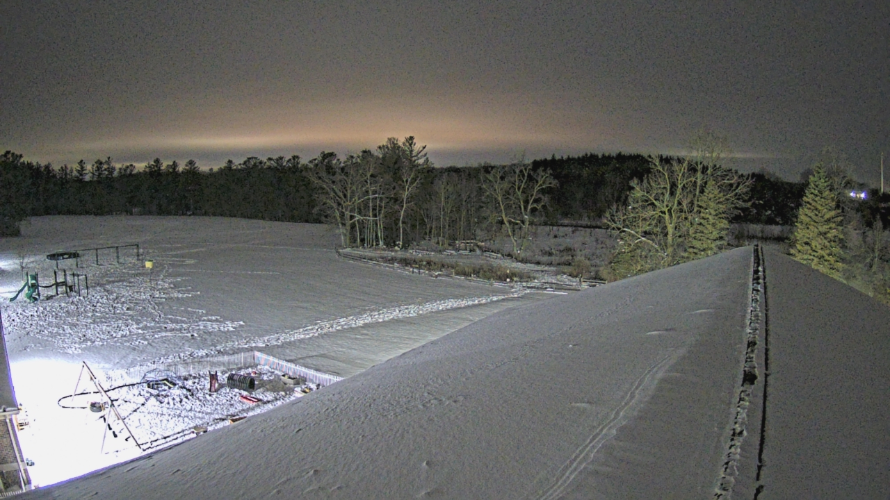 Thumbnail for current weather camera view from St Johns Lutheran School in Newburg, Wisconsin