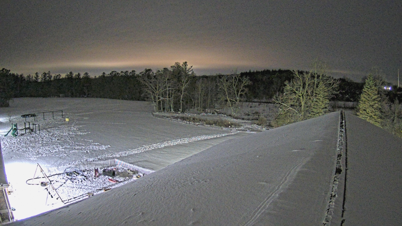 Thumbnail for current weather camera view from St Johns Lutheran School in Newburg, Wisconsin