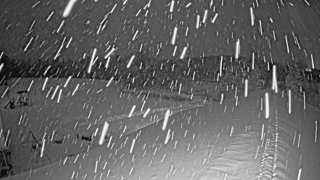 Thumbnail for current weather camera view from St Johns Lutheran School in Newburg, Wisconsin