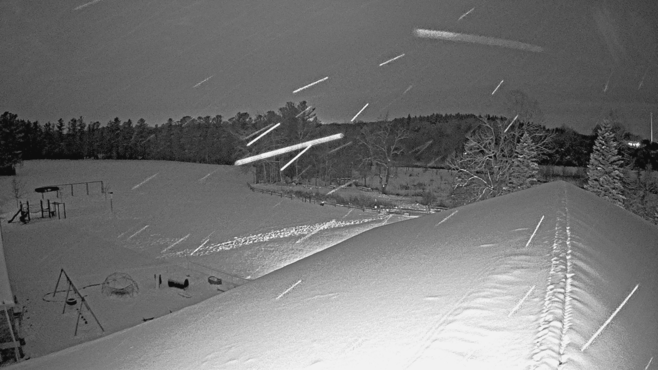 Thumbnail for current weather camera view from St Johns Lutheran School in Newburg, Wisconsin