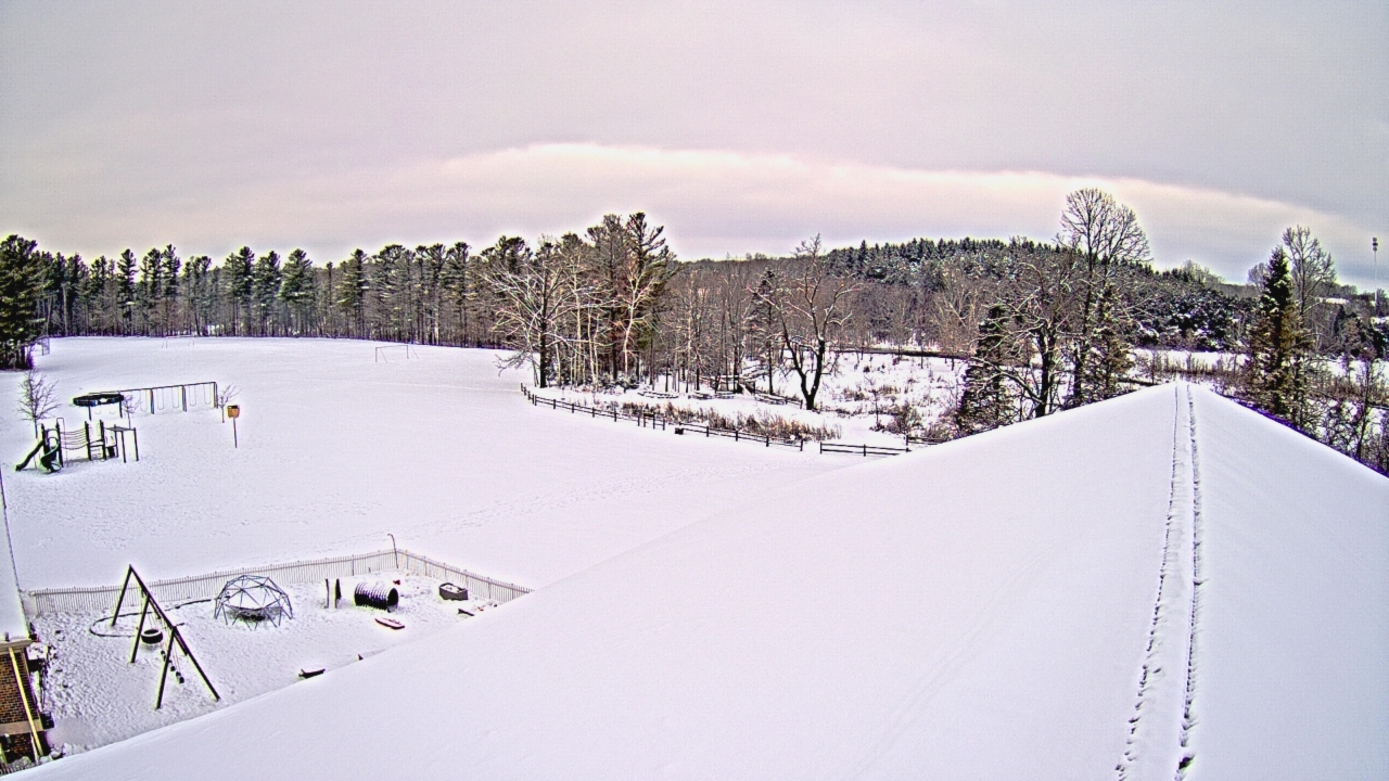 Thumbnail for current weather camera view from St Johns Lutheran School in Newburg, Wisconsin