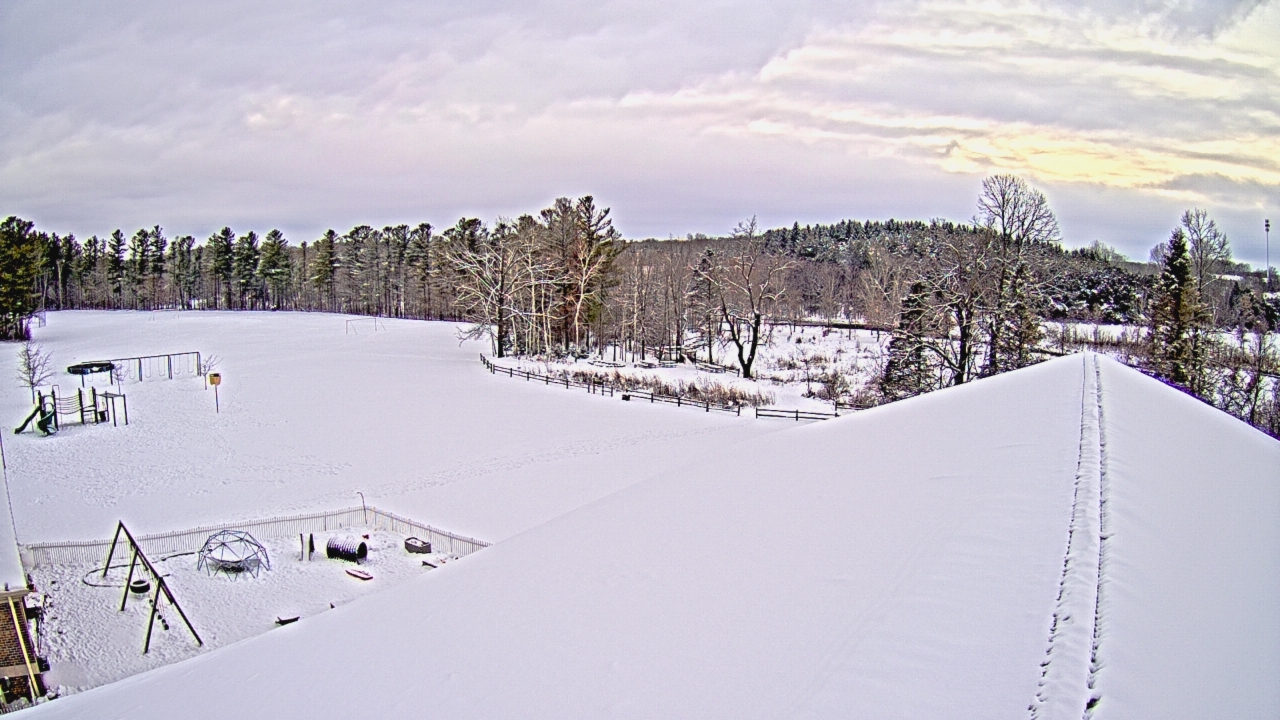 Thumbnail for current weather camera view from St Johns Lutheran School in Newburg, Wisconsin