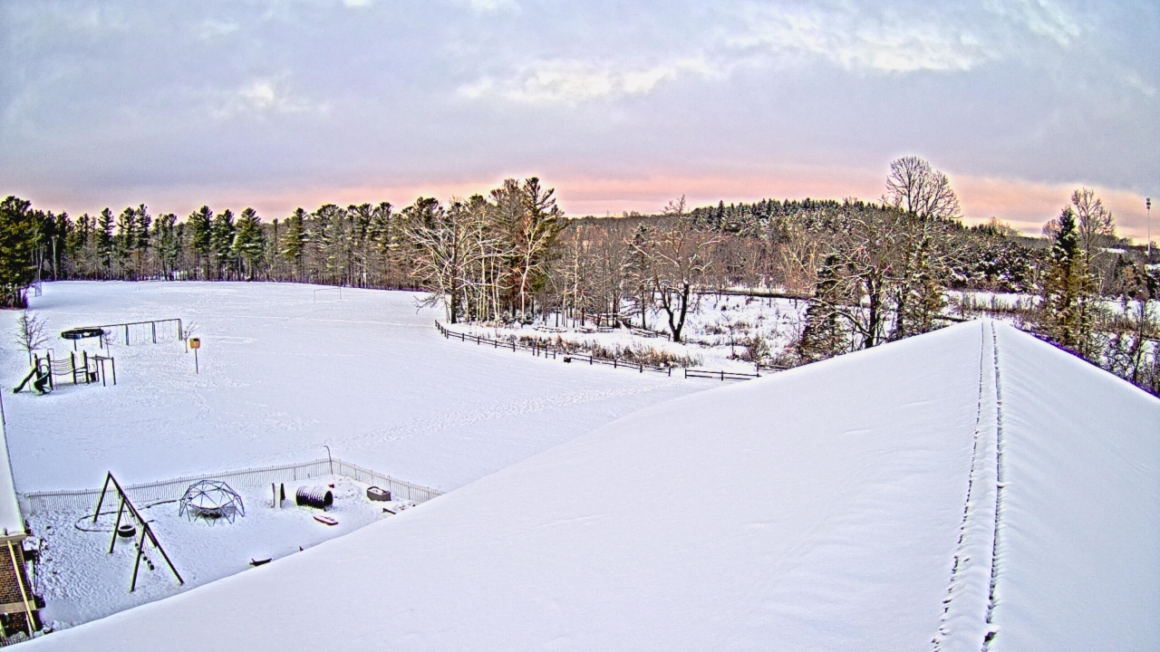 Thumbnail for current weather camera view from St Johns Lutheran School in Newburg, Wisconsin