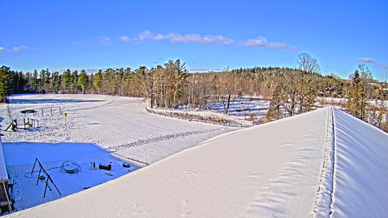 Thumbnail for current weather camera view from St Johns Lutheran School in Newburg, Wisconsin