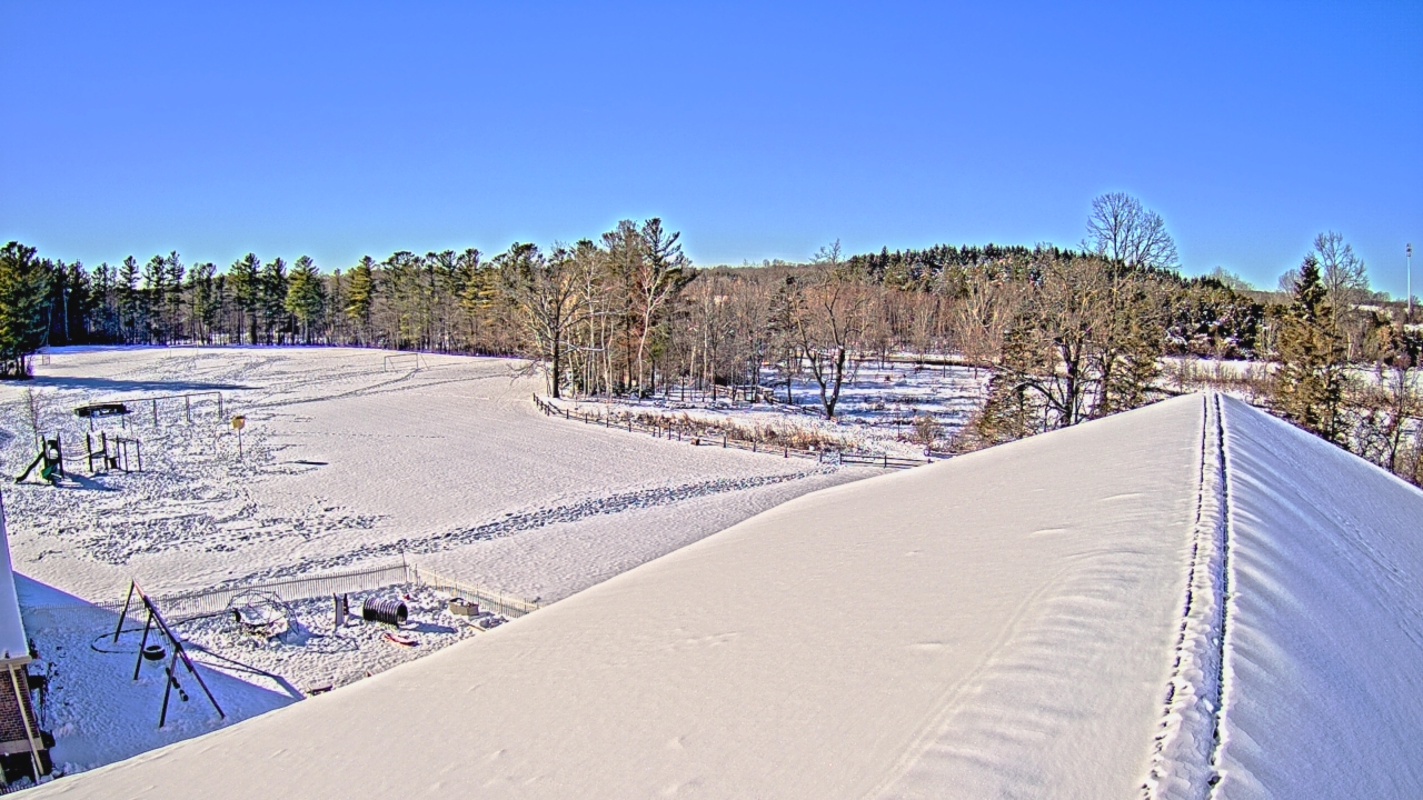 Thumbnail for current weather camera view from St Johns Lutheran School in Newburg, Wisconsin