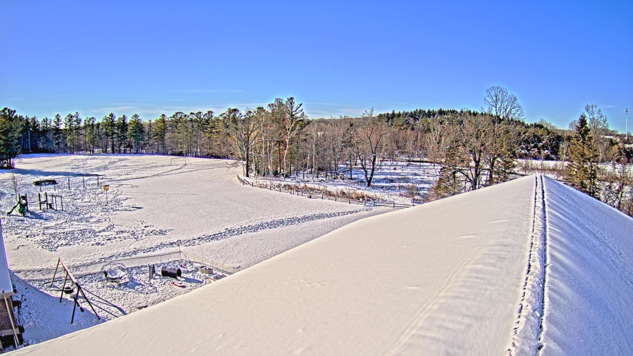 Thumbnail for current weather camera view from St Johns Lutheran School in Newburg, Wisconsin