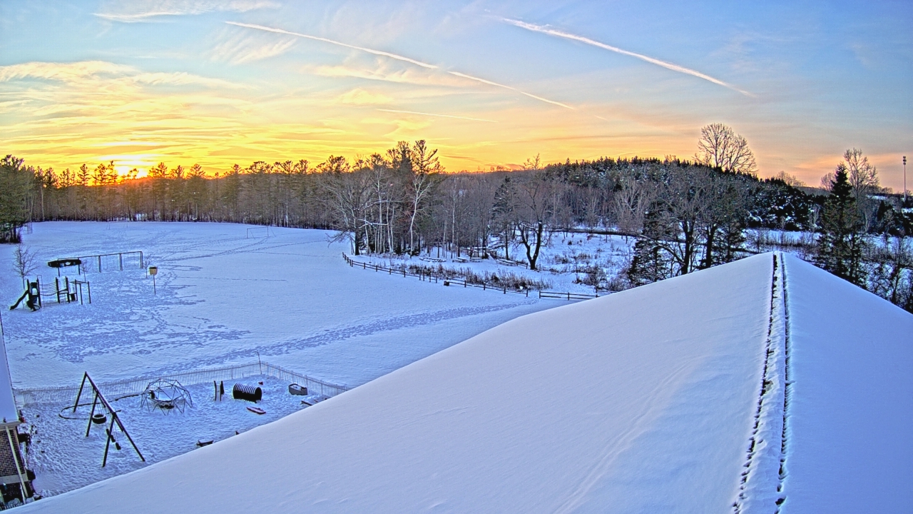 Thumbnail for current weather camera view from St Johns Lutheran School in Newburg, Wisconsin