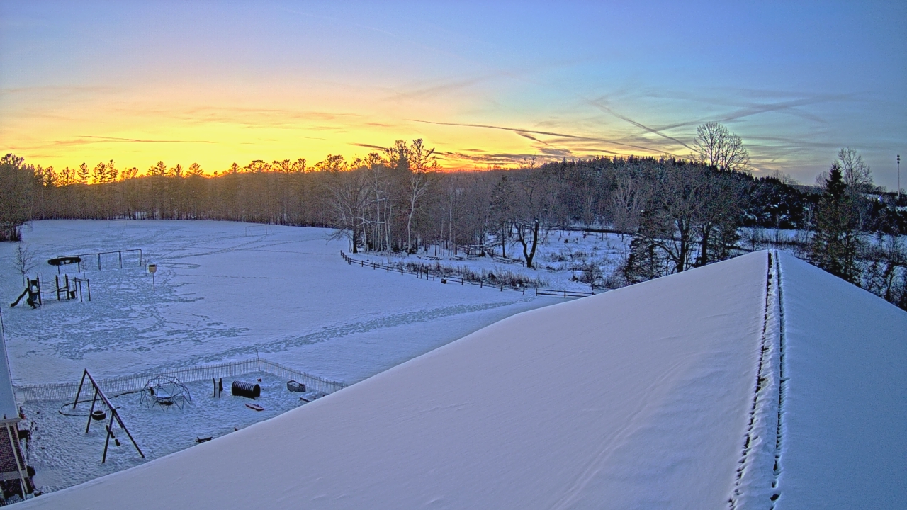 Thumbnail for current weather camera view from St Johns Lutheran School in Newburg, Wisconsin