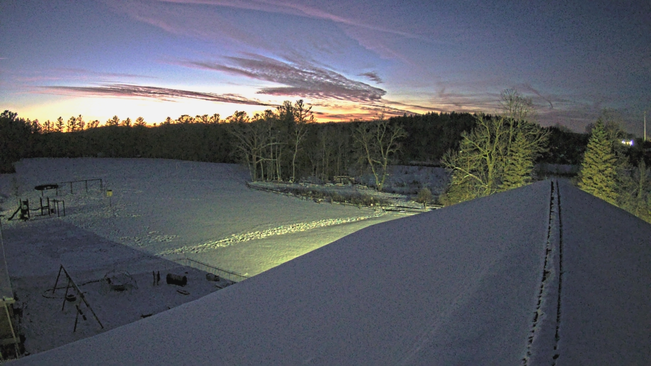 Thumbnail for current weather camera view from St Johns Lutheran School in Newburg, Wisconsin
